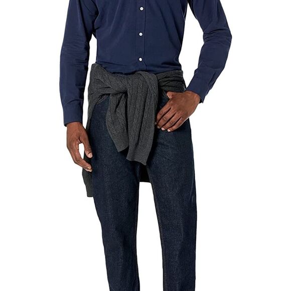 Amazon Essentials Men's Regular-Fit Long-Sleeve Oxford Shirt (614) - Picture 4 of 6